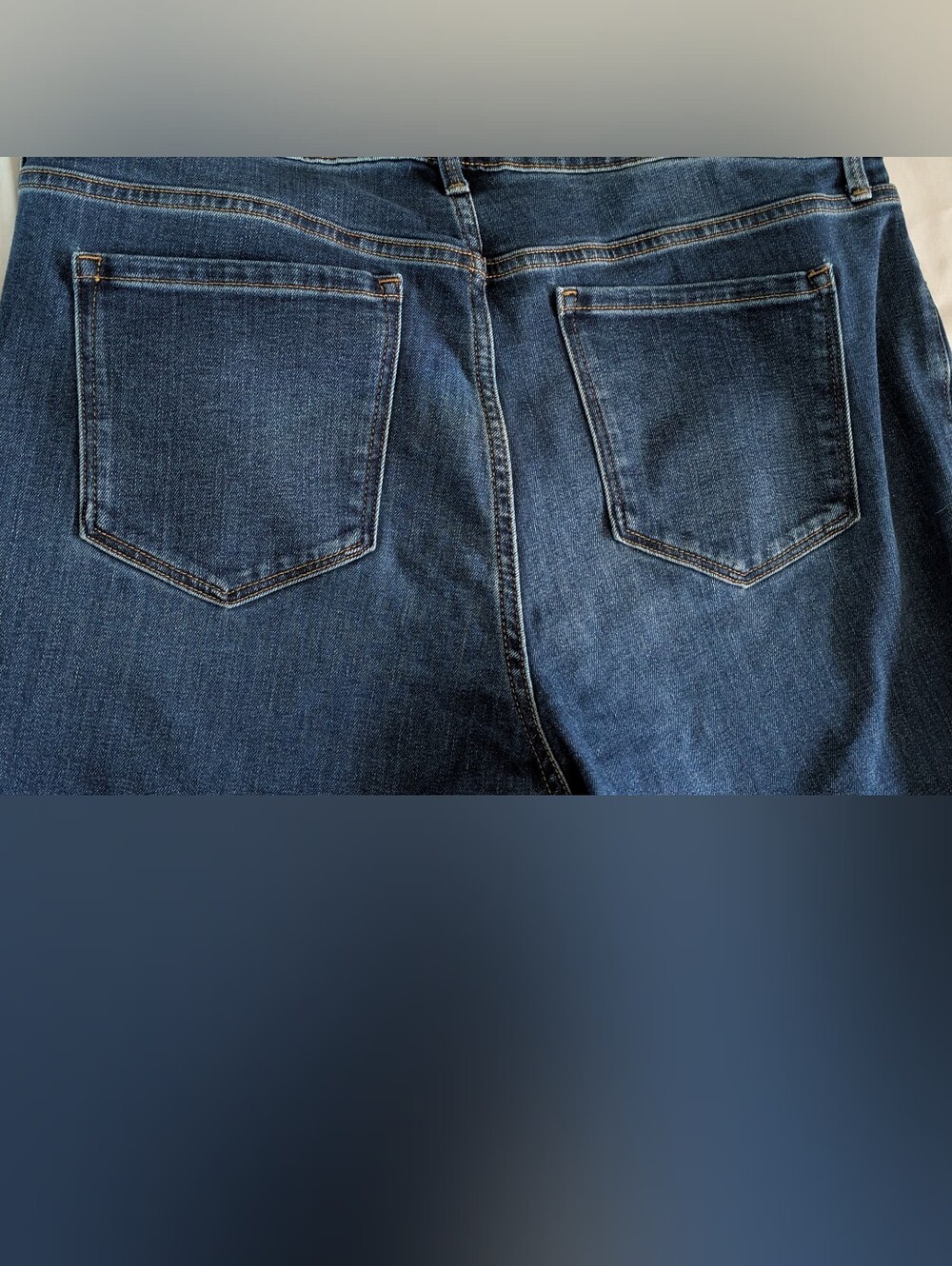 Old Navy Short Kicker Boot Cut Jeans - Picture 4 of 8